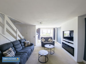 Living Room- click for photo gallery